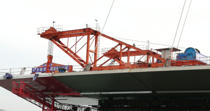 Bridge Segment Lifter